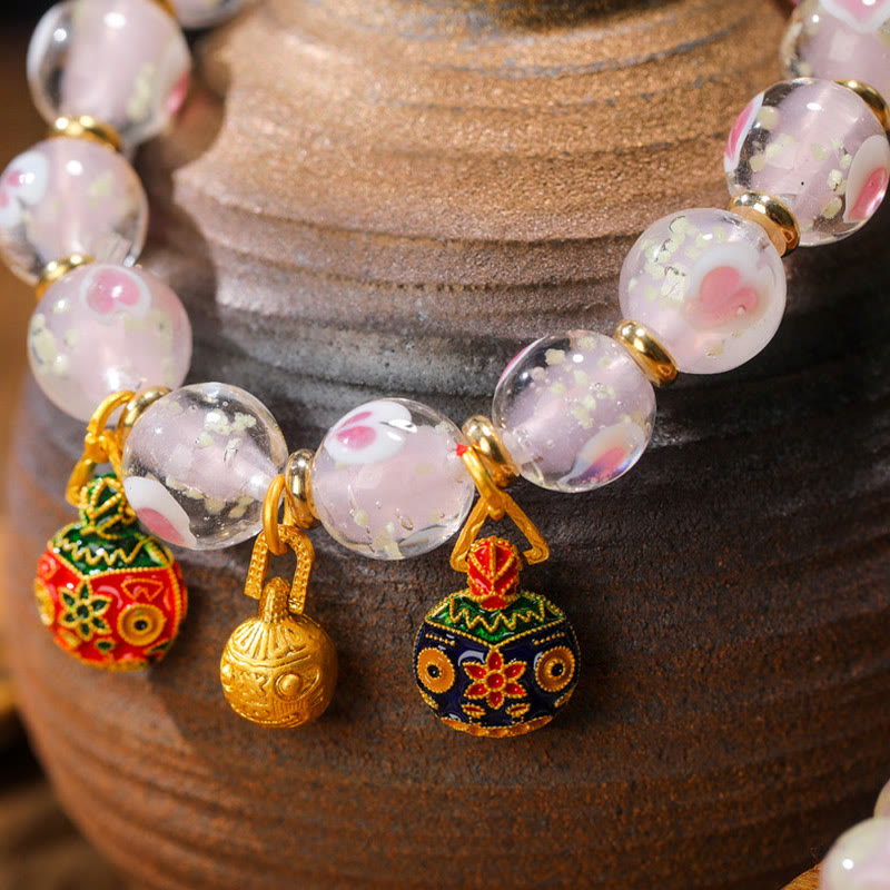 Bracelet de bénédictions en perles de verre Liuli fluorescentes en forme de cœur d'amour rose lumineux avec breloque en forme de famille de bêtes avaleuses en or et Buddha Stones