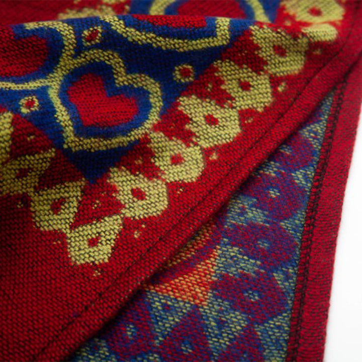 Châle tibétain en Buddha Stones, cape à capuche avec pompon en forme de cœur rouge, écharpe de voyage confortable pour l'hiver