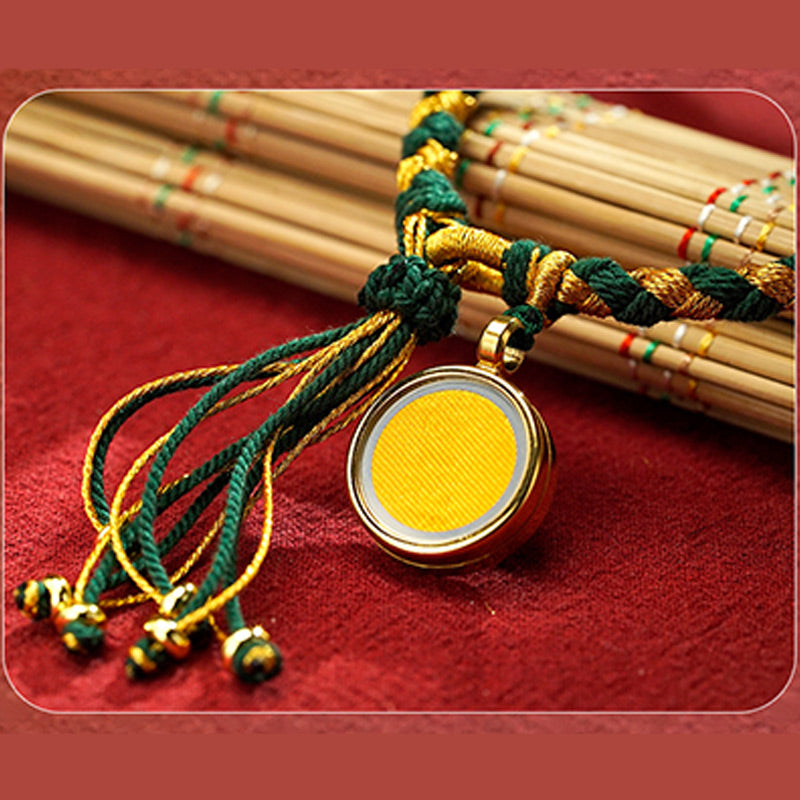 Bracelet tressé en corde avec écailles de dragon et cinq dieux de la richesse tibétains faits à la main en Buddha Stones