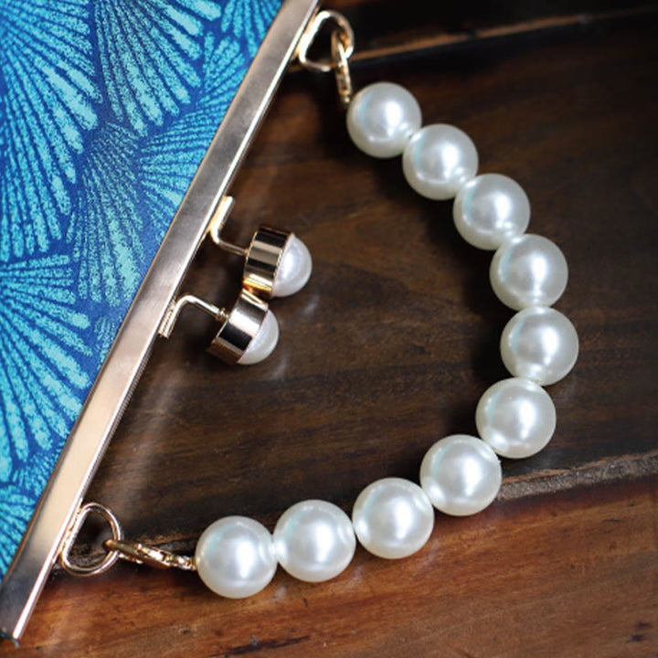 Sac à main vintage en métal nacré avec motif de feuilles bleu paon Buddha Stones