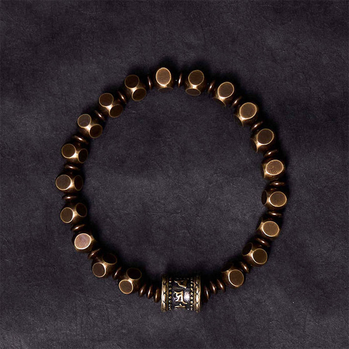 Bracelet amulette tibétain en cuivre et laiton sculpté avec Buddha Stones Om Mani Padme Hum