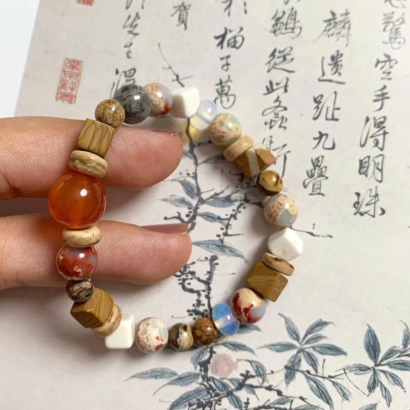 Bracelet de bénédiction calme en Buddha Stones d'agate rouge Shoushan en turquoise blanche