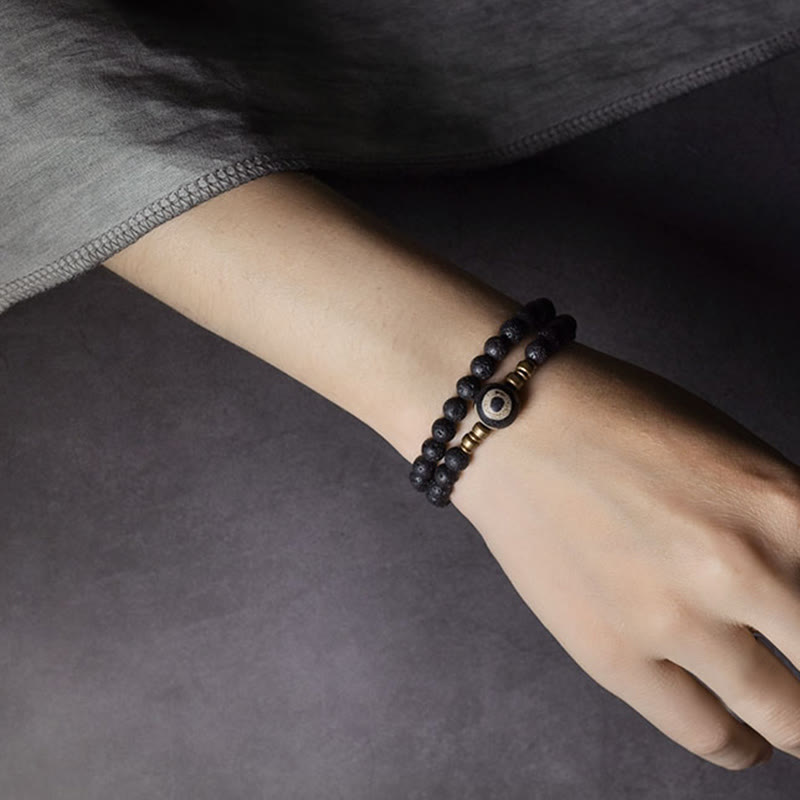 Bracelet de guérison à double tour en perles de cuivre et de laiton avec Buddha Stones de lave vintage à trois yeux Dzi