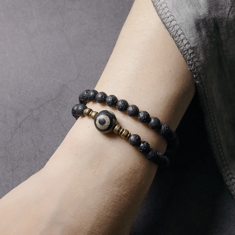 Bracelet de guérison à double tour en perles de cuivre et de laiton avec Buddha Stones de lave vintage à trois yeux Dzi