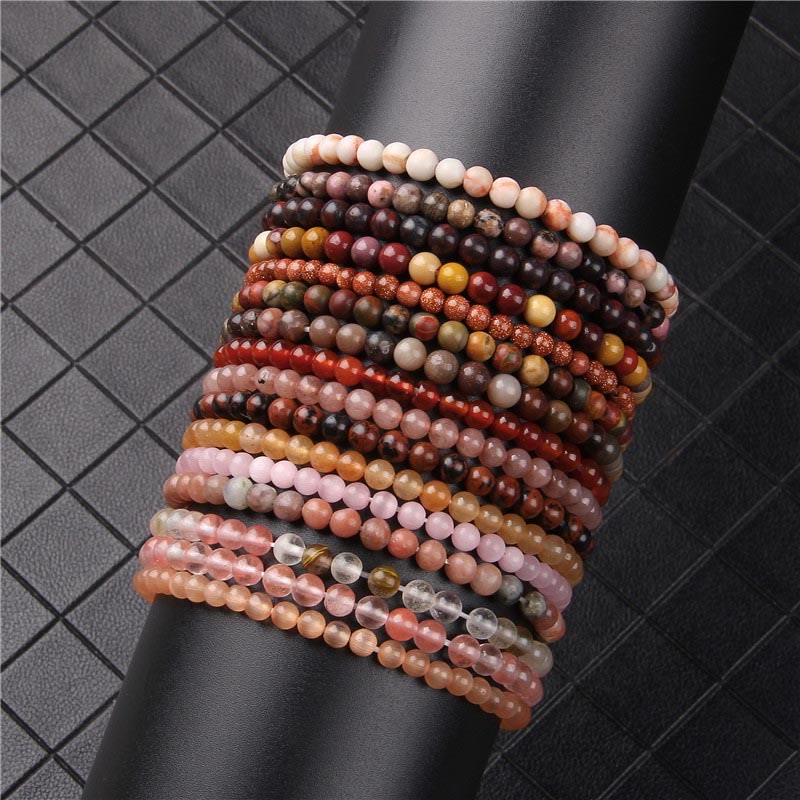 Bracelet de guérison en mini perles de cristal de 4 mm avec Buddha Stones