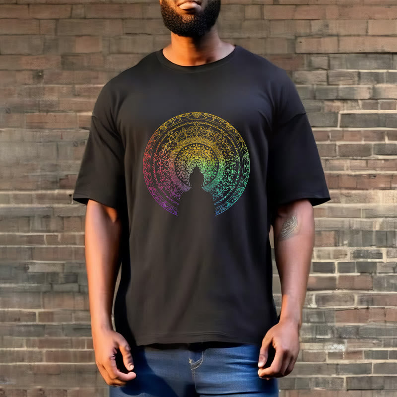 T-shirt en coton avec motif mandala dégradé coloré et Buddha Stones - image 3