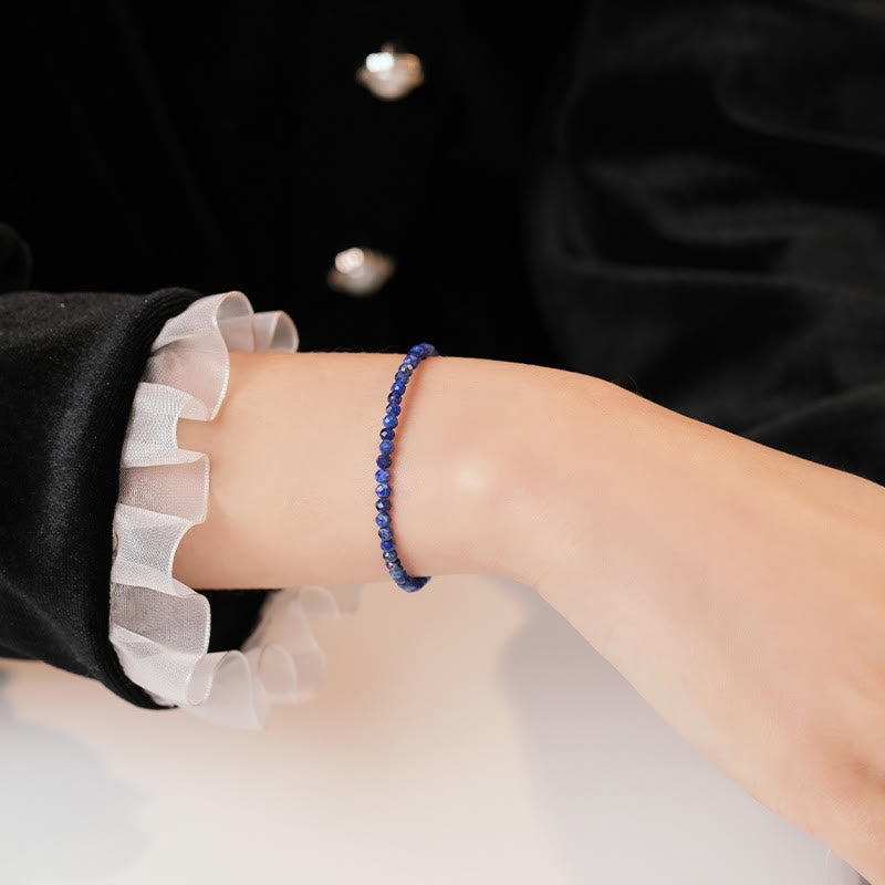 Bracelet d'équilibre ultra fin en petites perles de lazurite de Buddha Stones