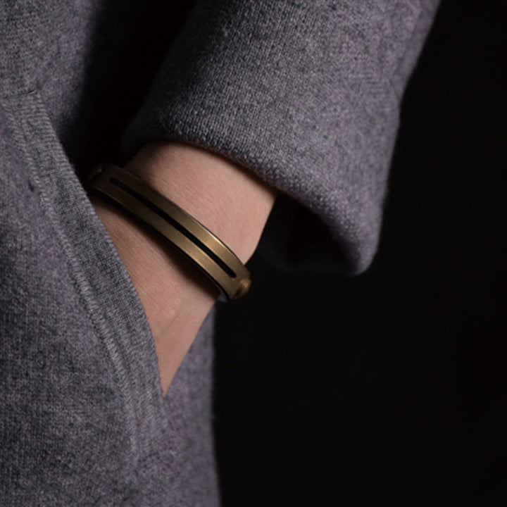 Bracelet jonc d'équilibre en cuir et laiton avec Buddha Stones vintage