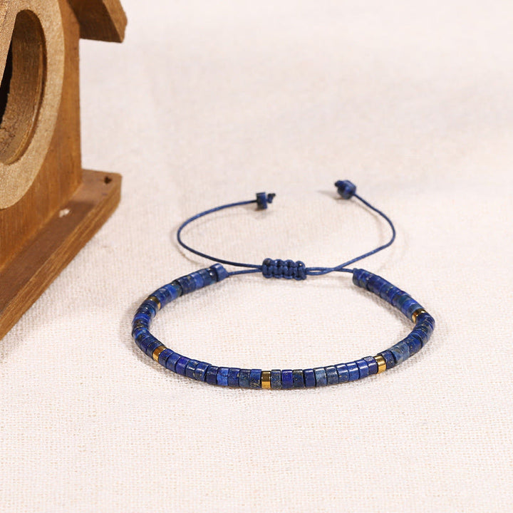 Bracelet d'équilibre positif en perles d'espacement en lazurite naturelle de Buddha Stones