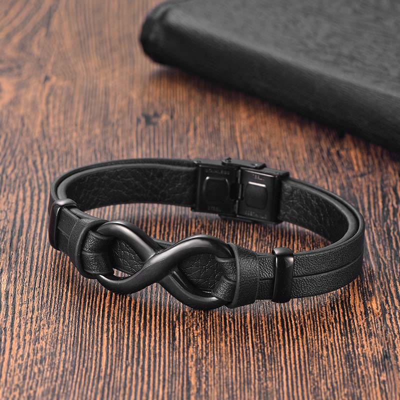 Bracelet en cuir renforcé avec boucle en acier titane et nœud sans fin en Buddha Stones