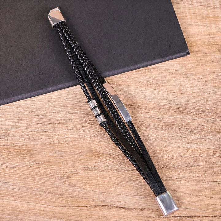 Bracelet en cuir tressé à la main avec boucle magnétique et Buddha Stones