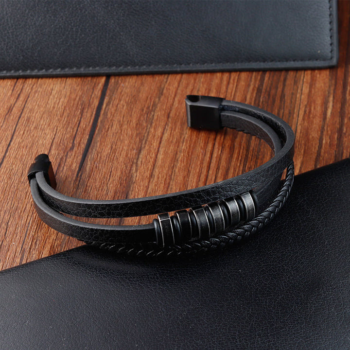 Bracelet simple en acier titane tressé à trois couches avec boucle en cuir et Buddha Stones