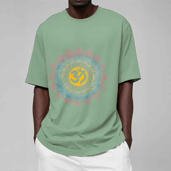 T-shirt à motif mandala OM dégradé de couleurs avec Buddha Stones - image 16