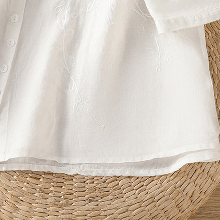 Chemise à manches courtes en coton pour femme avec col montant et boutons brodés de Buddha Stones