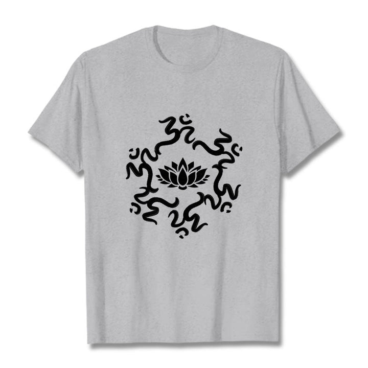 T-shirt à motif de fleurs de lotus avec symboles OM et Buddha Stones - Gris clair - 2XL - image 20