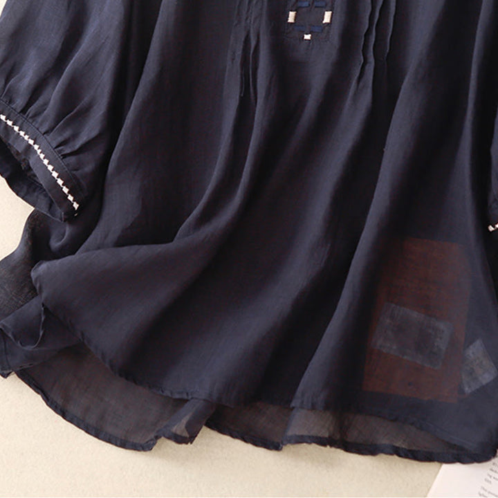 T-shirt à manches courtes en coton et lin pour femme, col ras du cou et plis, broderies de Buddha Stones - image 15