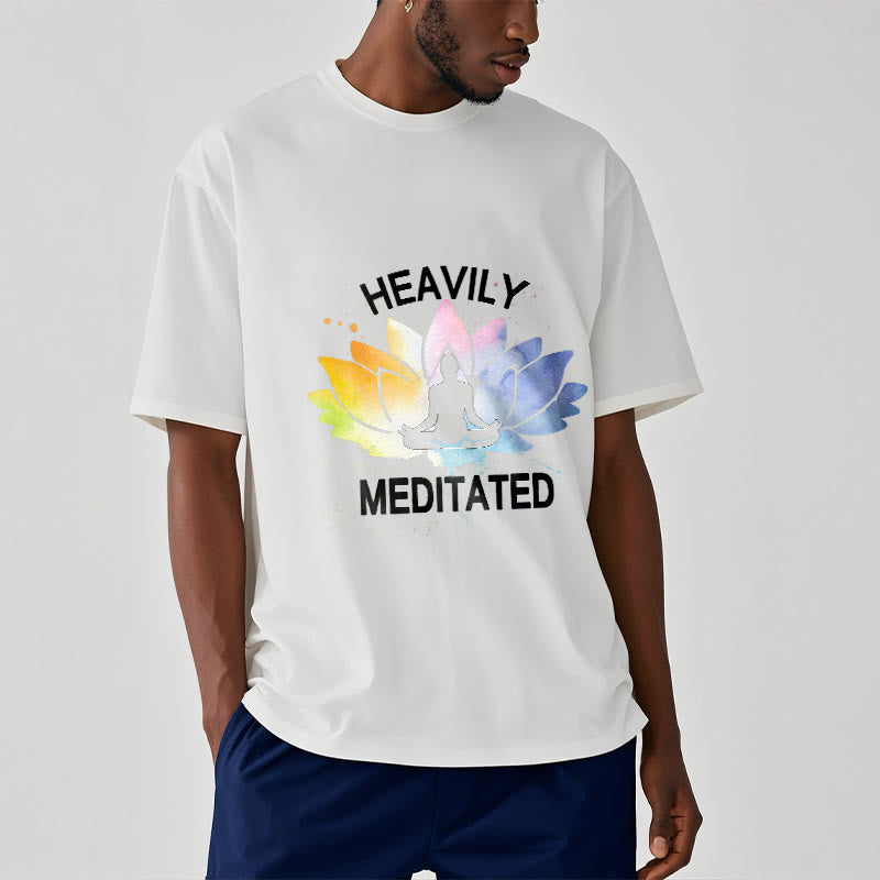 T-shirt en coton avec motif de méditation et de fleurs de lotus colorées représentant des Buddha Stones - image 7