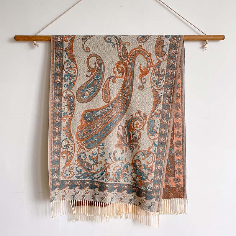Écharpe châle douillette à pompons et motif floral cachemire thermique pour trajets d'hiver Buddha Stones - image 1