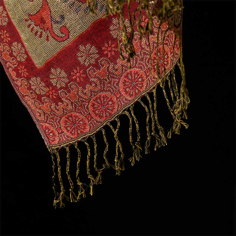 Écharpe confortable à pompons et motif géométrique floral de printemps en Buddha Stones - image 5