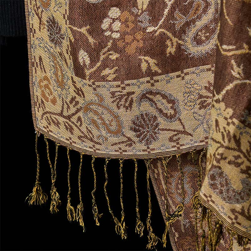 Écharpe douce à pompon et motif floral de fleurs de cajou de printemps Buddha Stones - image 5