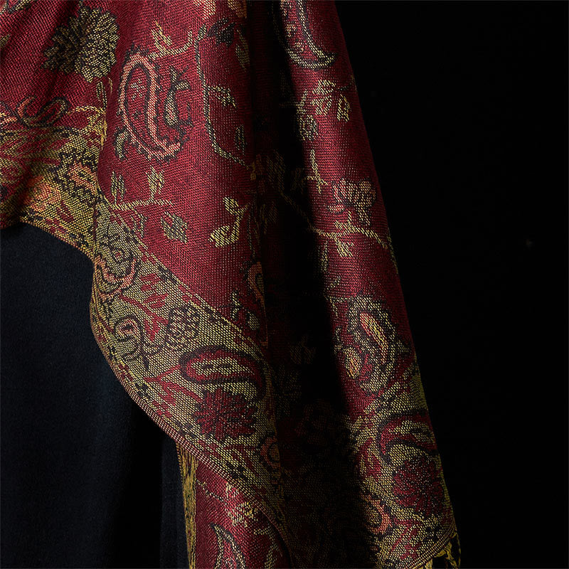 Écharpe douce à pompon avec motif floral et feuilles de cajou rouge foncé, motif Buddha Stones Spring - image 4
