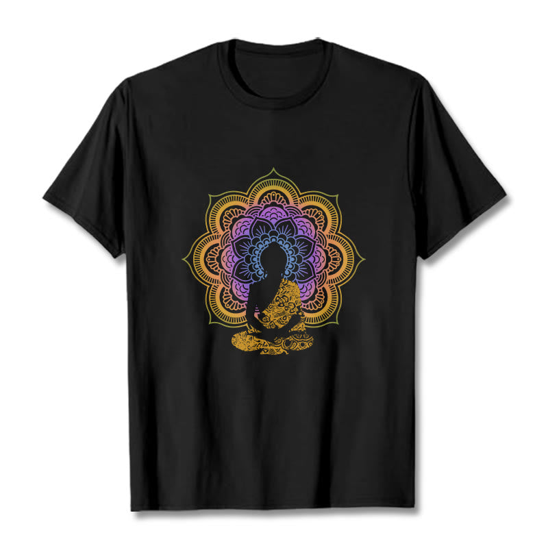 T-shirt à motif Bouddha assis multicolore avec Buddha Stones et fleurs mandala - Noir - 2XL - image 0
