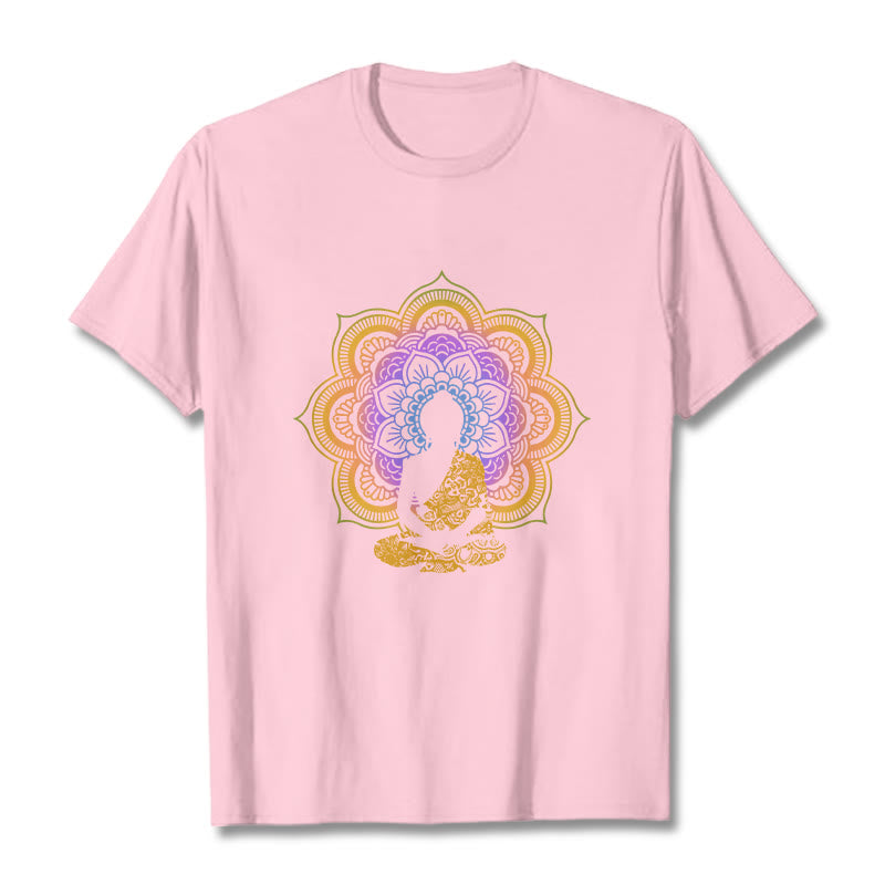 T-shirt à motif Bouddha assis multicolore avec Buddha Stones et fleurs mandala - Rose clair - 2XL - image 14