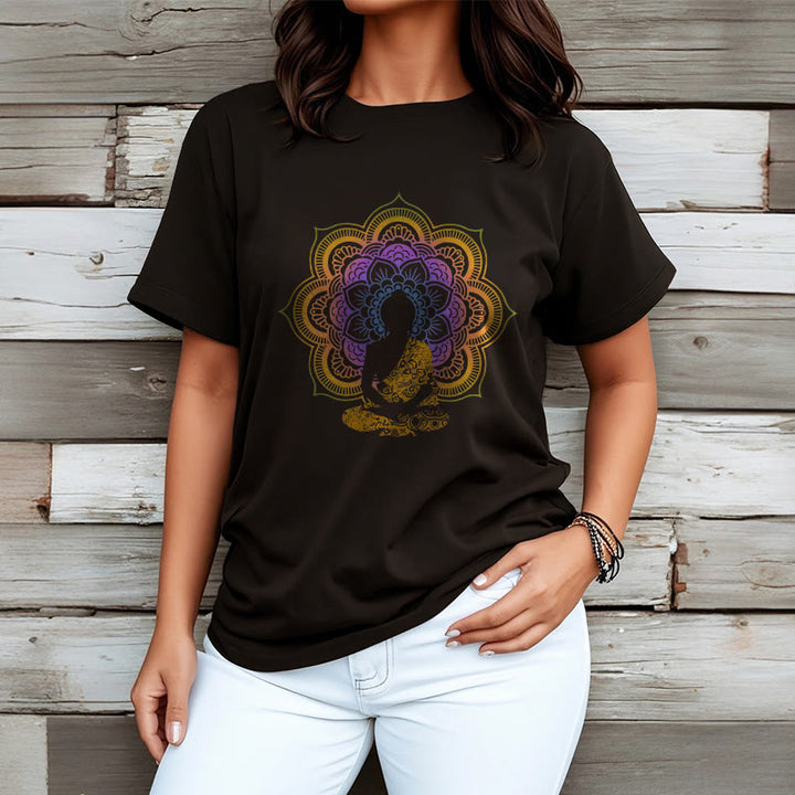 T-shirt à motif Bouddha assis multicolore avec Buddha Stones et fleurs mandala - image 3
