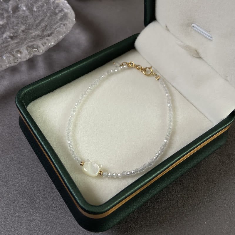 Bracelet de guérison en pierre tridacna avec spinelle noire et cristal blanc plaqué or 14 carats de Buddha Stones - image 13