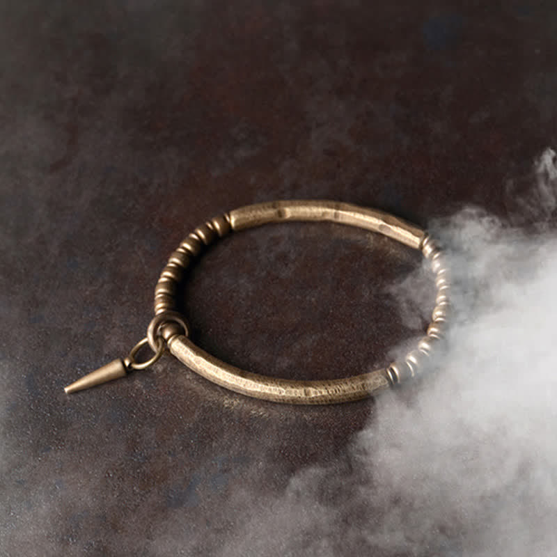 Bracelet manchette d'équilibre en cuivre et pierre de lave