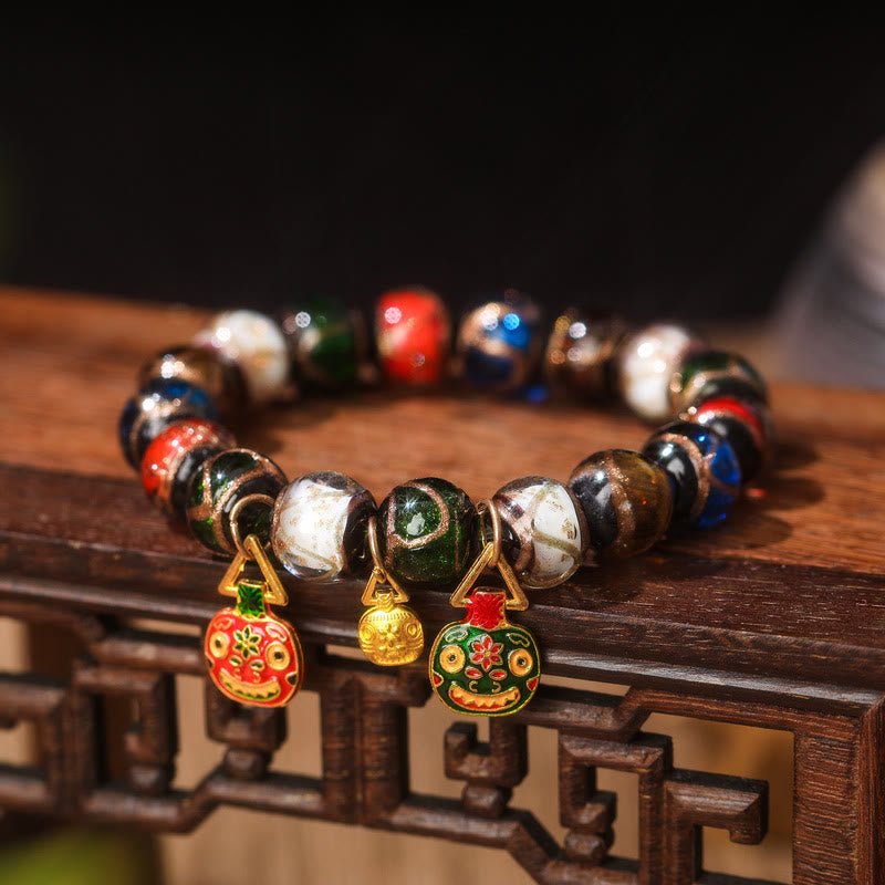 Bracelet porte-bonheur en perles de verre Liuli avec breloque de la famille des bêtes avaleuses en or et Buddha Stones