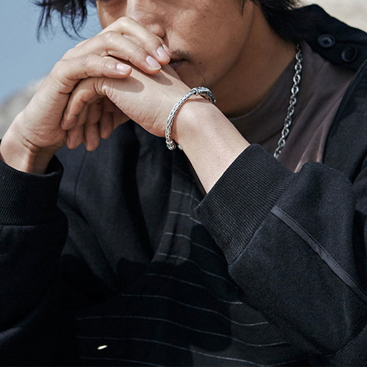 Bracelet manchette gravé Buddha Stones Tibet Om Mani Padme Hum