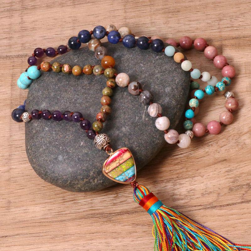 Collier d'équilibre en jaspe zèbre, turquoise, lazurite et tibétain