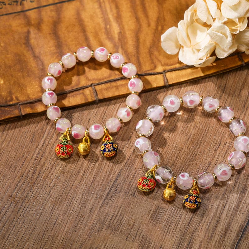 Bracelet de bénédictions en perles de verre Liuli fluorescentes en forme de cœur d'amour rose lumineux avec breloque en forme de famille de bêtes avaleuses en or et Buddha Stones
