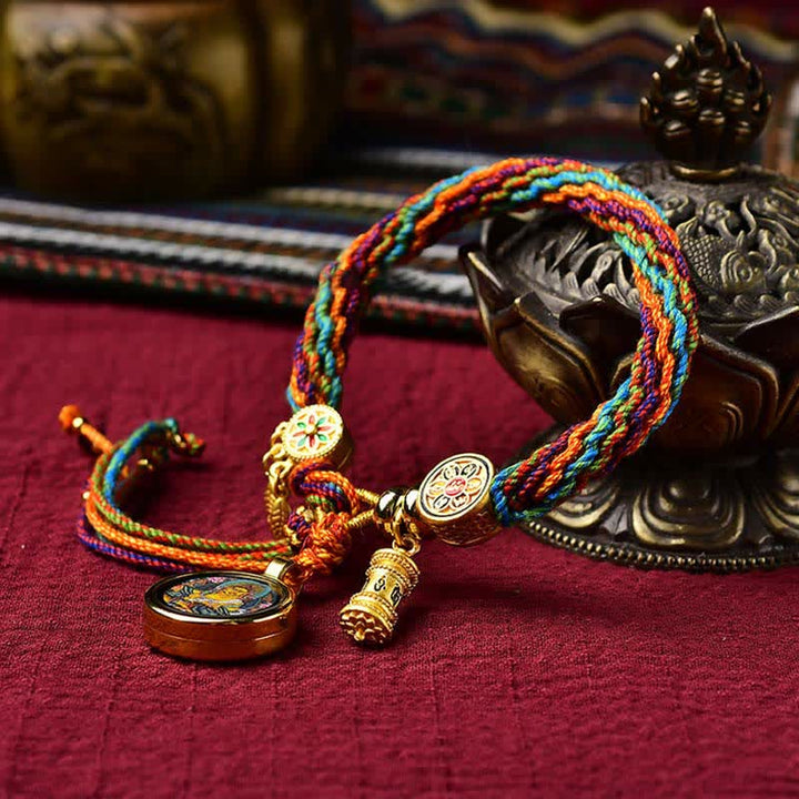 Bracelet tressé en Buddha Stones avec nœud de réincarnation et roue de prière, attrape-rêves