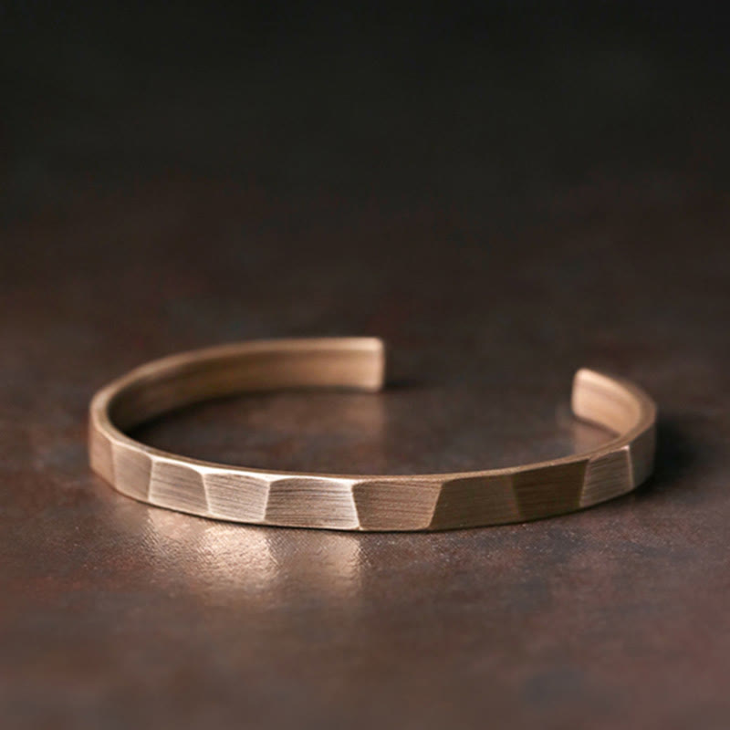 Bracelet manchette ajustable en cuivre au design rustique vintage