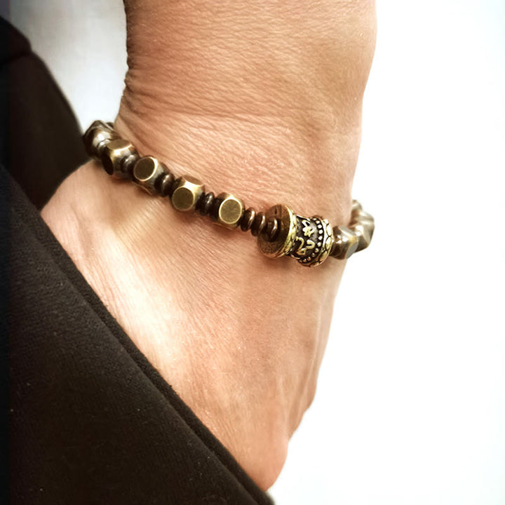 Bracelet amulette tibétain en cuivre et laiton sculpté avec Buddha Stones Om Mani Padme Hum