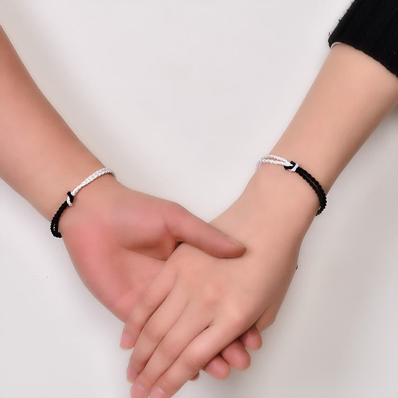 Bracelet de guérison tressé en corde noire et blanche fait main avec Buddha Stones