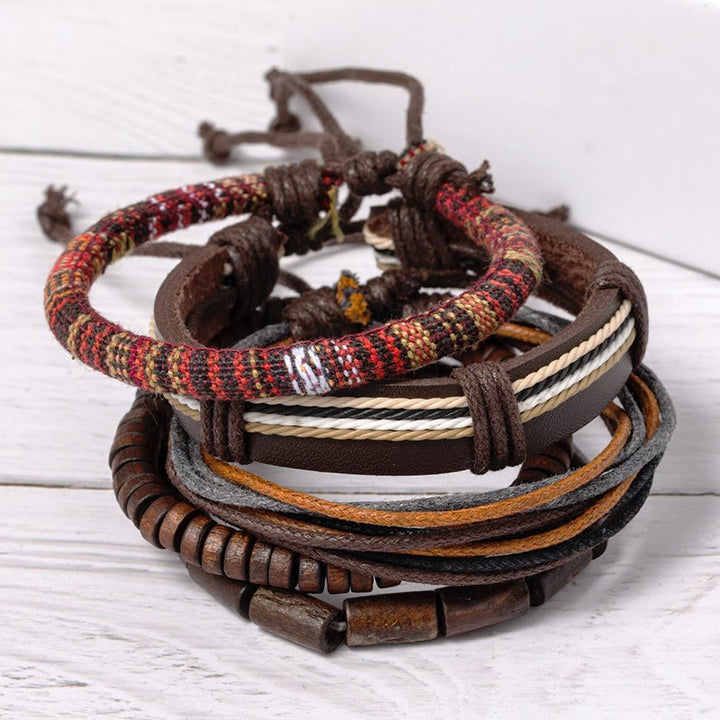 Bracelet en cuir avec cordons de chanvre et perles en bois enroulées de Buddha Stones