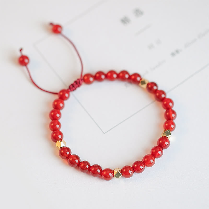 Bracelet de confiance en forme d'étoile à quatre feuilles en agate rouge naturelle avec nœud sans fin