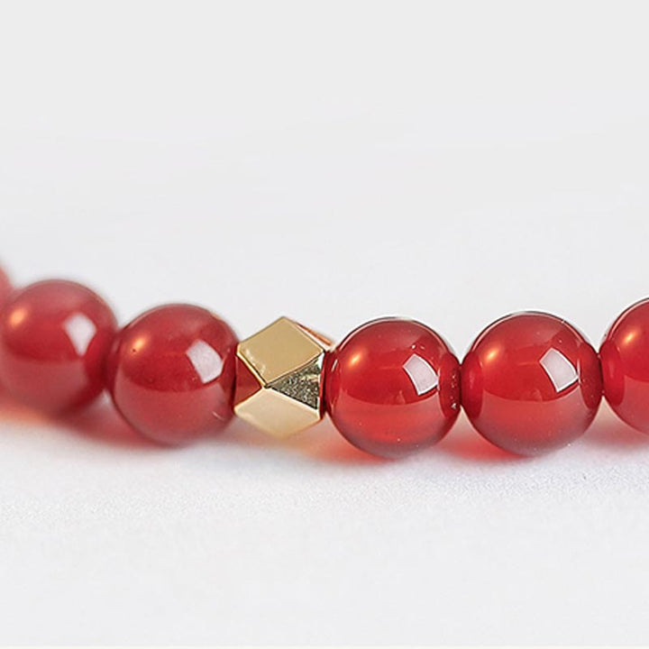 Bracelet de confiance en forme d'étoile à quatre feuilles en agate rouge naturelle avec nœud sans fin