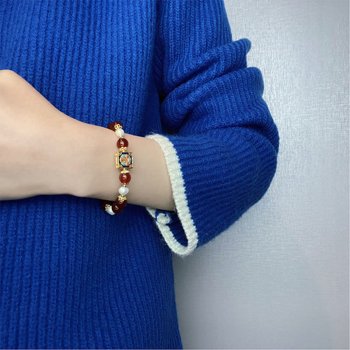 Bracelet de confiance en soi et d'acceptation de soi en perles d'agate rouge de Buddha Stones