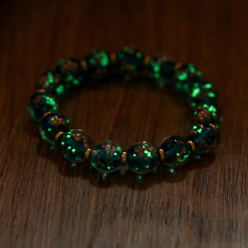 Bracelet de réussite en perles de verre Liuli fluorescentes lumineuses avec breloque de famille de bêtes avaleuses en or et Buddha Stones