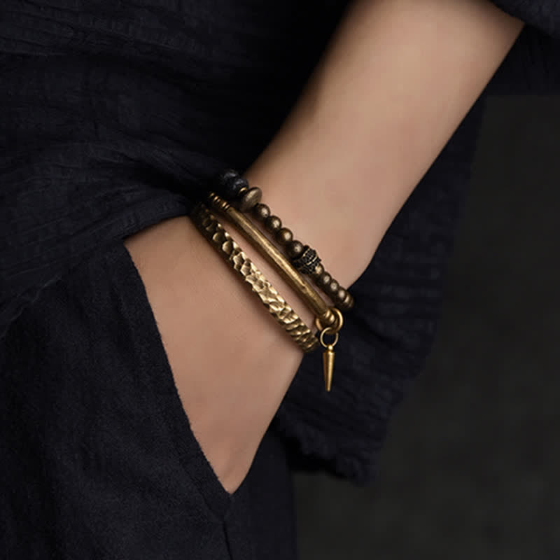 Bracelet manchette d'équilibre en cuivre et pierre de lave