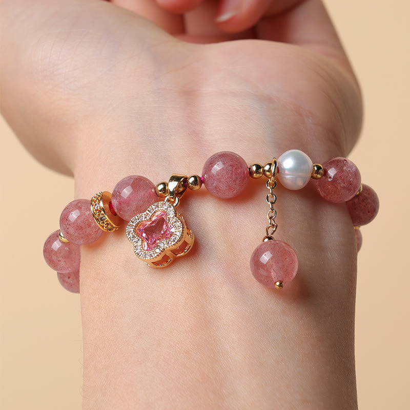 Bracelet de guérison à breloques en trèfle à quatre feuilles avec perles de quartz fraise et Buddha Stones