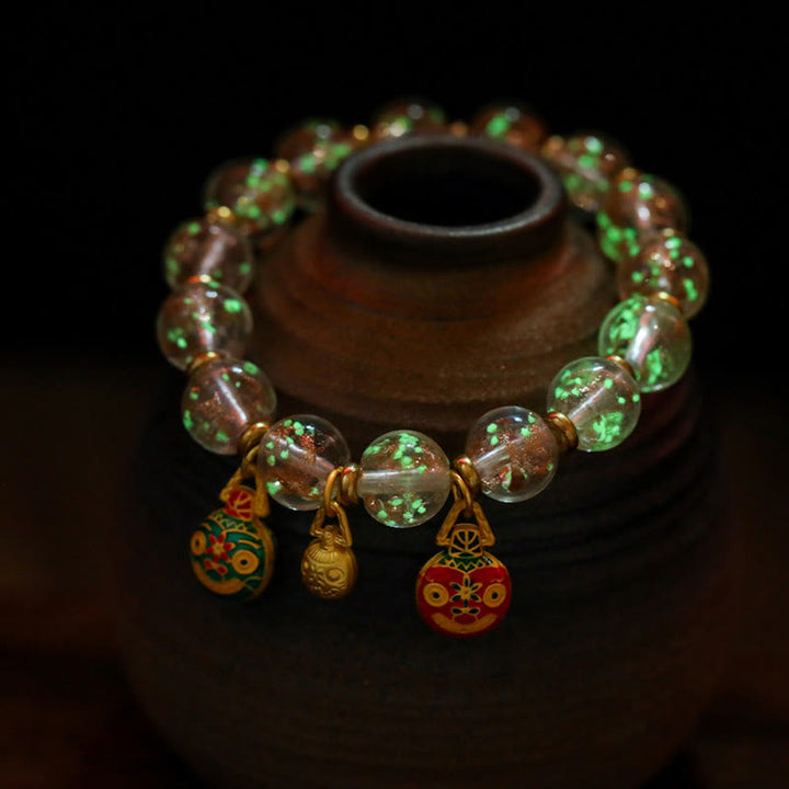 Bracelet de réussite en perles de verre Liuli fluorescentes lumineuses avec breloque de famille de bêtes avaleuses en or et Buddha Stones