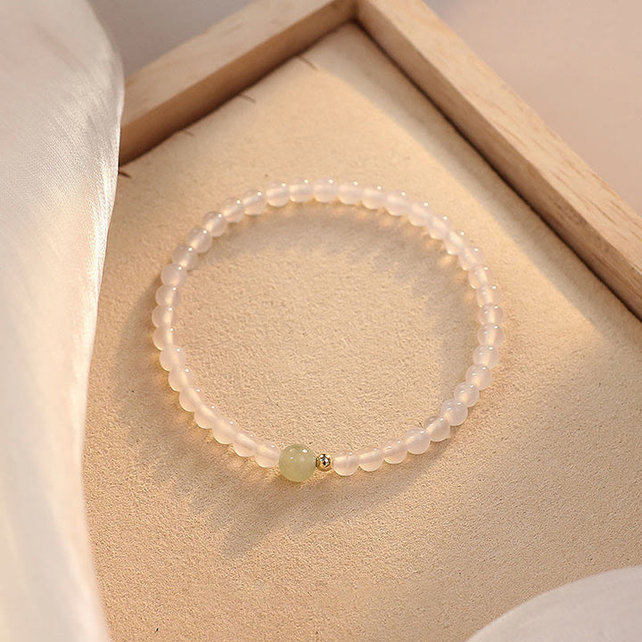 Bracelet de protection porte-bonheur en agate blanche naturelle et jade de Buddha Stones