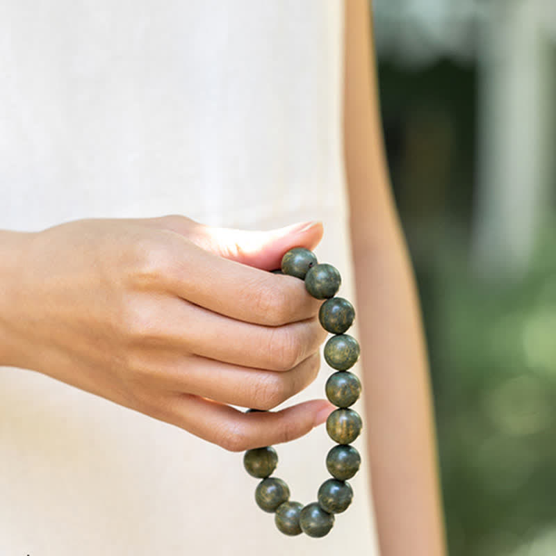 Bracelet Tibétain apaisant en bois de santal vert