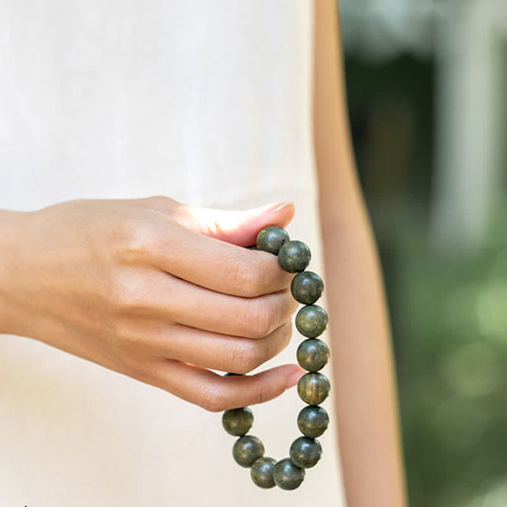 Bracelet Tibétain apaisant en bois de santal vert