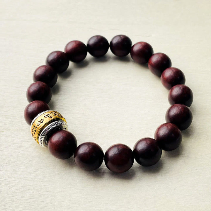 Bracelet de protection en amulette de petite feuille de bois de santal rouge de Buddha Stones